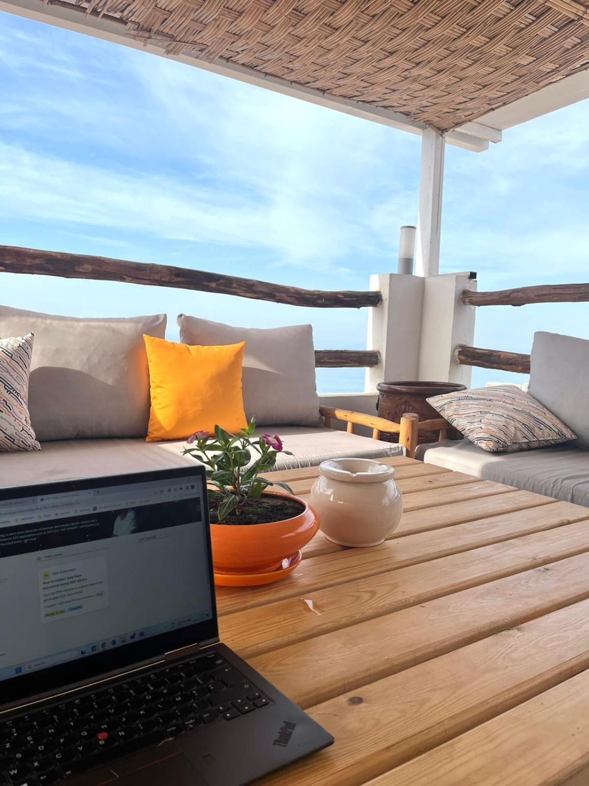 Bigblue Surf Hostel & Coworking Space - Taghazout (Adults Only) Azazoul Εξωτερικό φωτογραφία