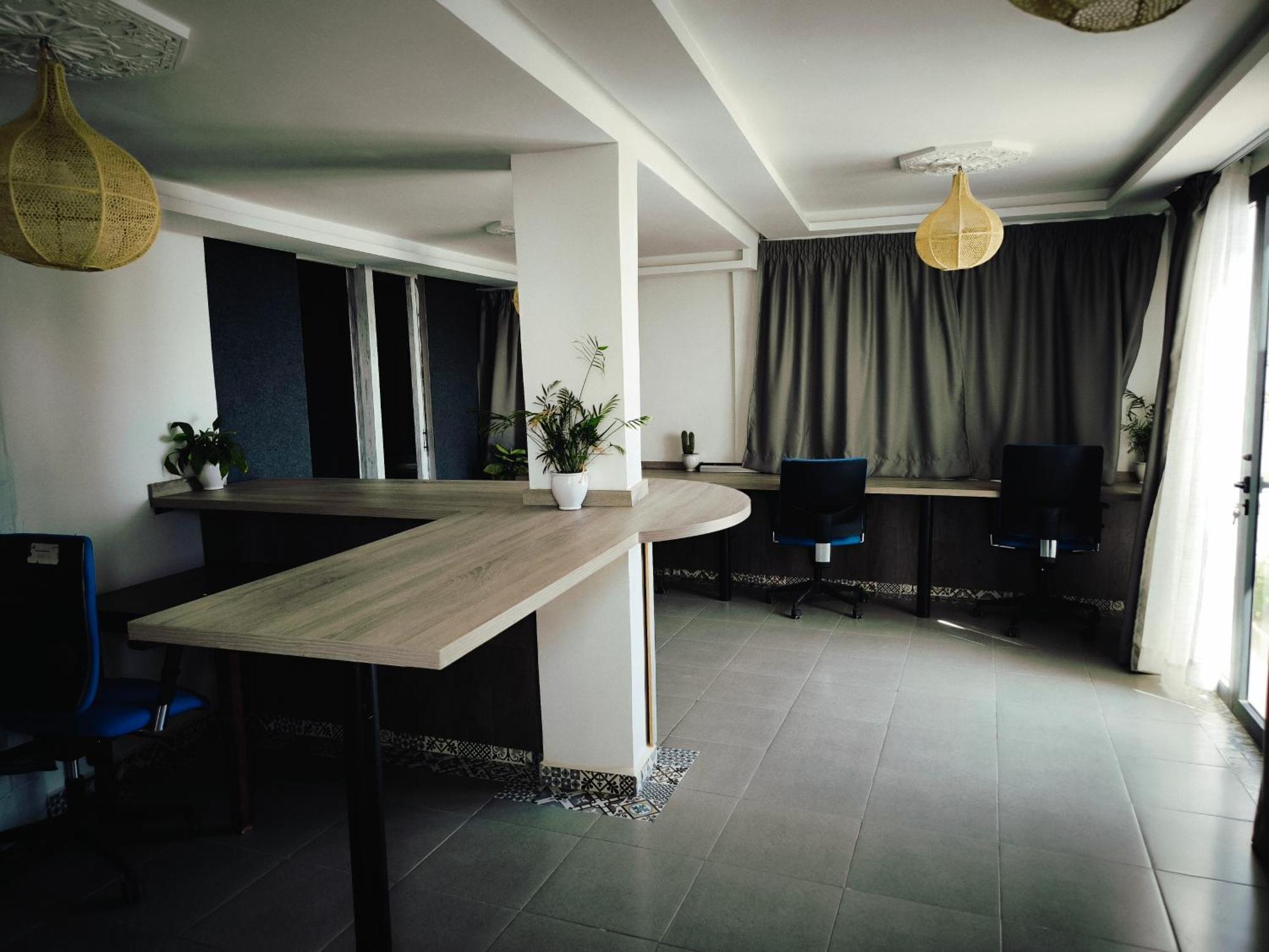 Bigblue Surf Hostel & Coworking Space - Taghazout (Adults Only) Azazoul Εξωτερικό φωτογραφία